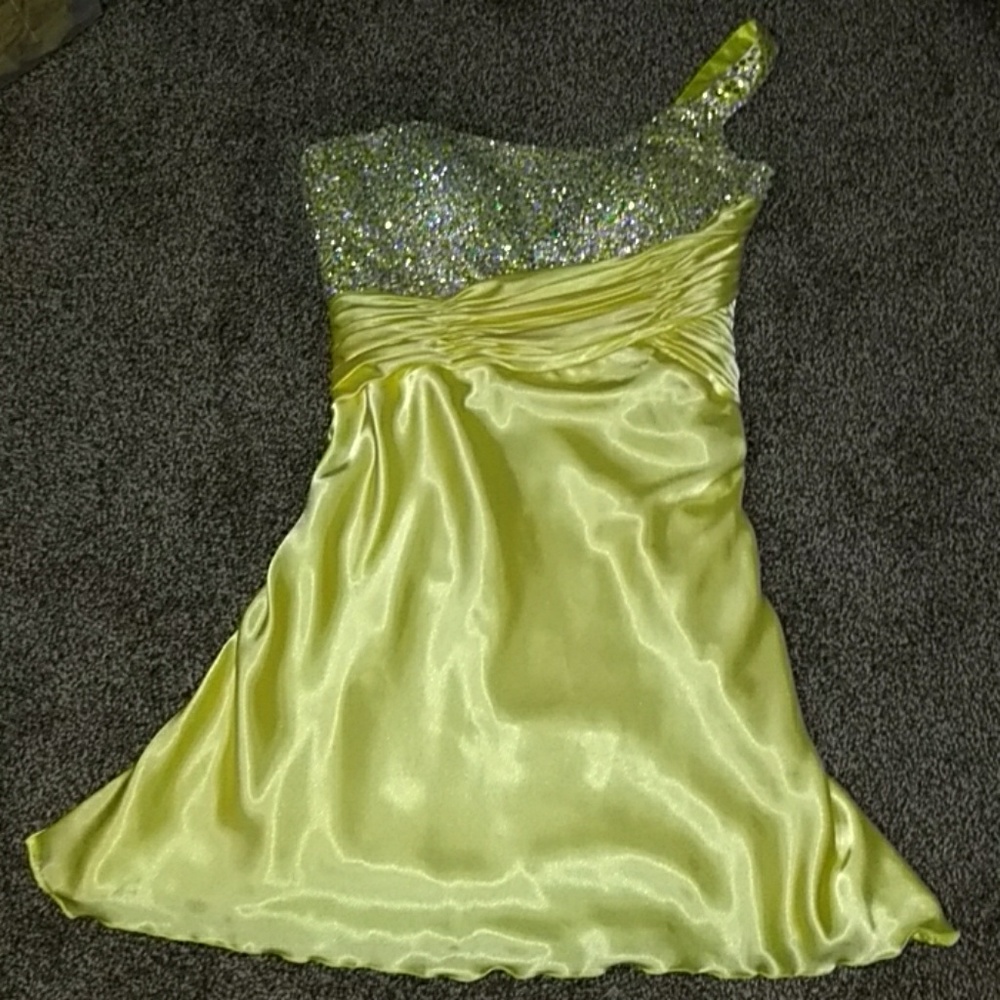 Yellow formal dress